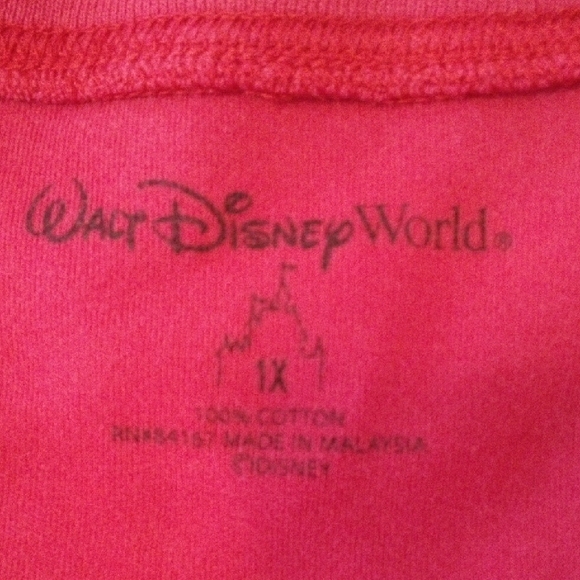 Walt Disney Word Red Tee with Mickey Mouse - Picture 2 of 6